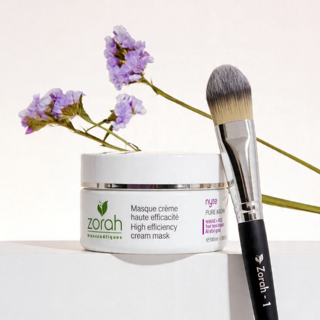 Mask application brush